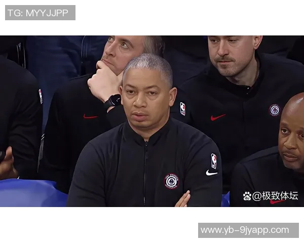 小卡采访时间仅七分钟引发关注球星采访为何如此短暂